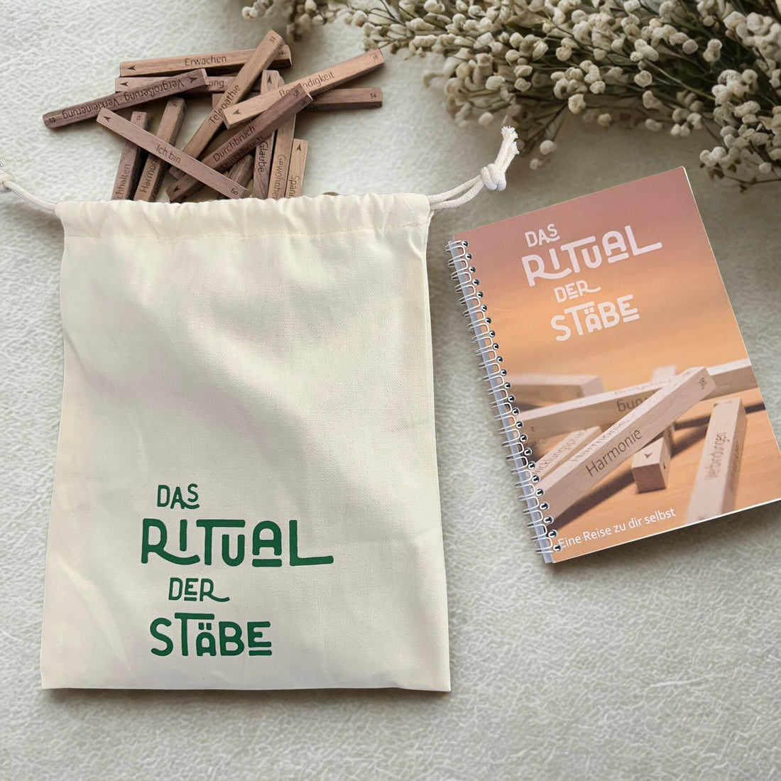 &quot;Das Ritual der Stäbe&quot; Set in Walnuss